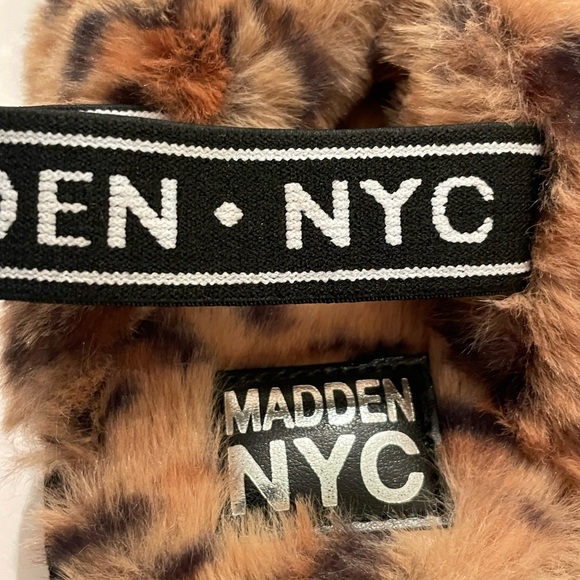 Steve Madden Leopard print fluffy platform sandals slippers size 7. NWT - Picture 6 of 12